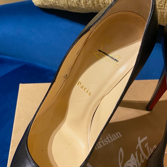 Christian Louboutin Black Daffodile Pumps size 39 - Picture 6 of 12